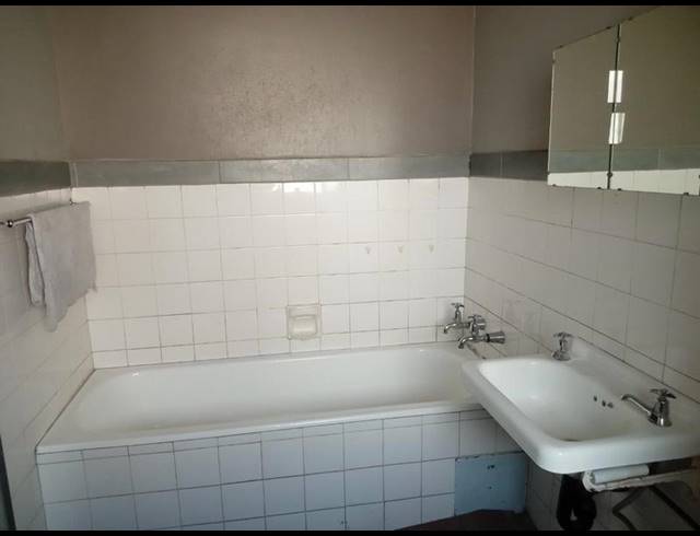 4 BEDROOM PROPERTY TO RENT IN SUNNYSIDE